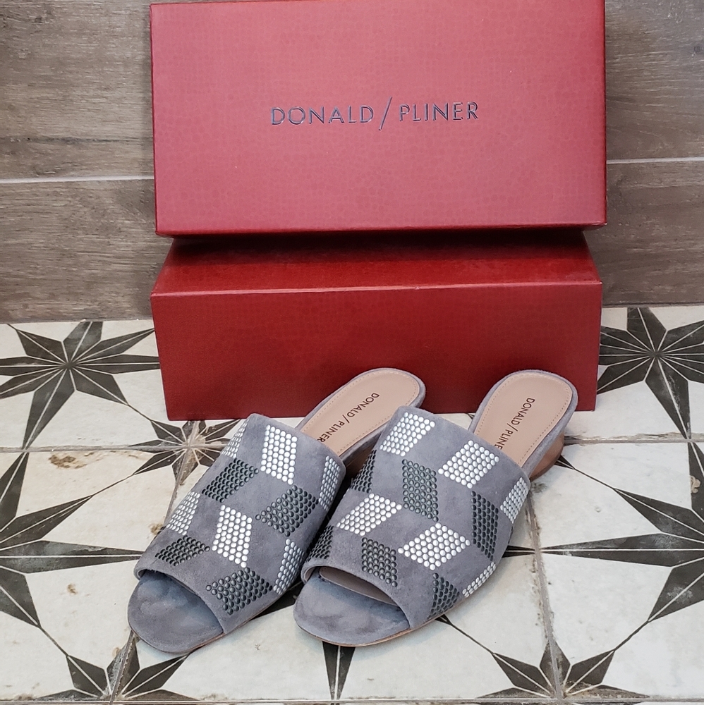 Donald Pliner sandals